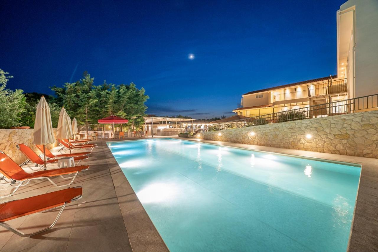 Makris Yialos Apartments Lassi  Exteriör bild