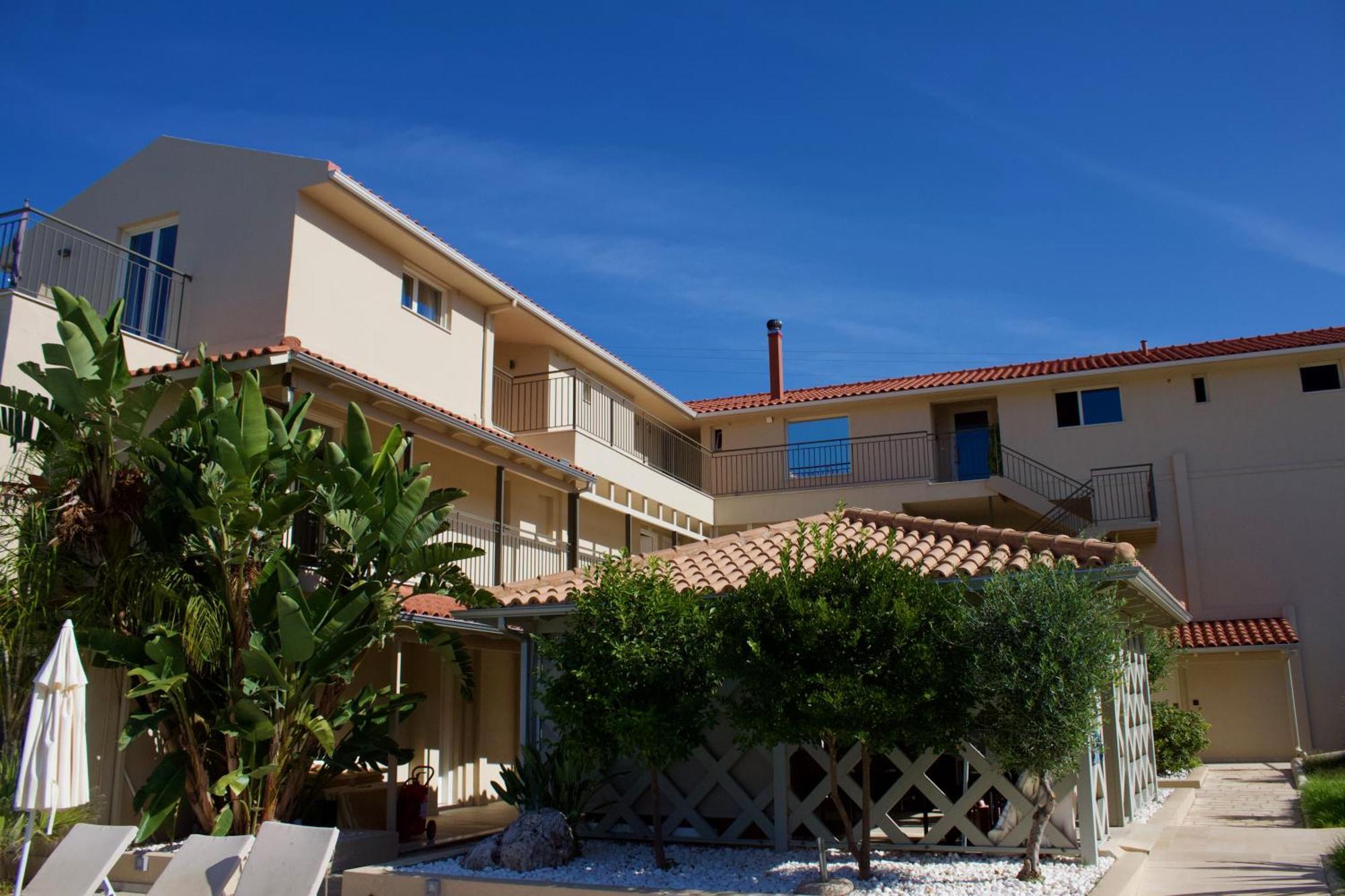 Makris Yialos Apartments Lassi  Exteriör bild