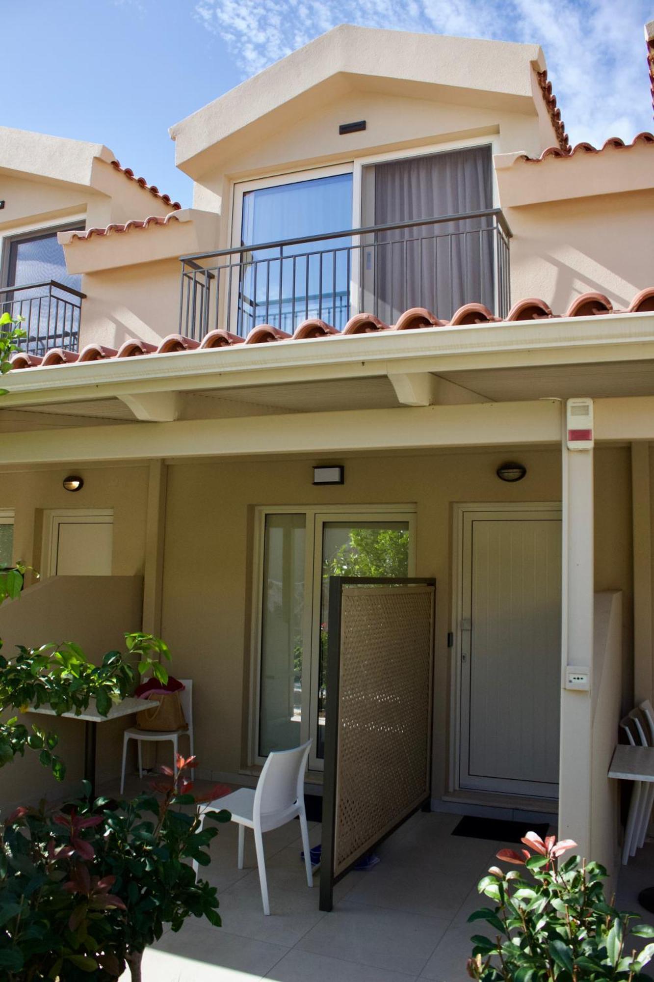 Makris Yialos Apartments Lassi  Exteriör bild